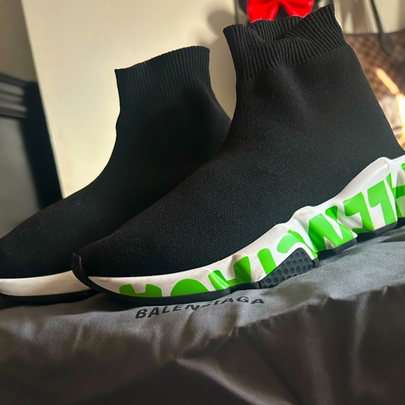 BALENCIAGA SPEED LT GRAFFITI BLACK/WHITE/FL GREEN - Picture 1 of 5